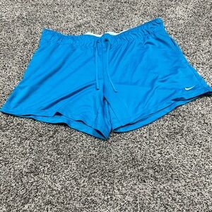 NWOT Nike shorts